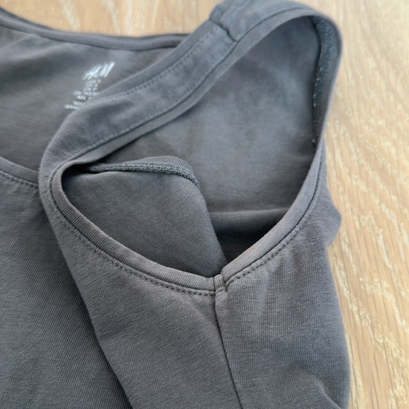H&M Women’s Pima Cotton Scoop Neck Tank Top Gray Small Undershirt Summer Beach - Picture 3 of 7